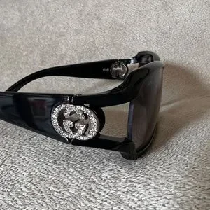 GUCCI Flawless Black Sunglasses with Overlapping Crystal Gs  3031/S STRASS Gucci GG1524S 001 Sunglasses - US main image 4